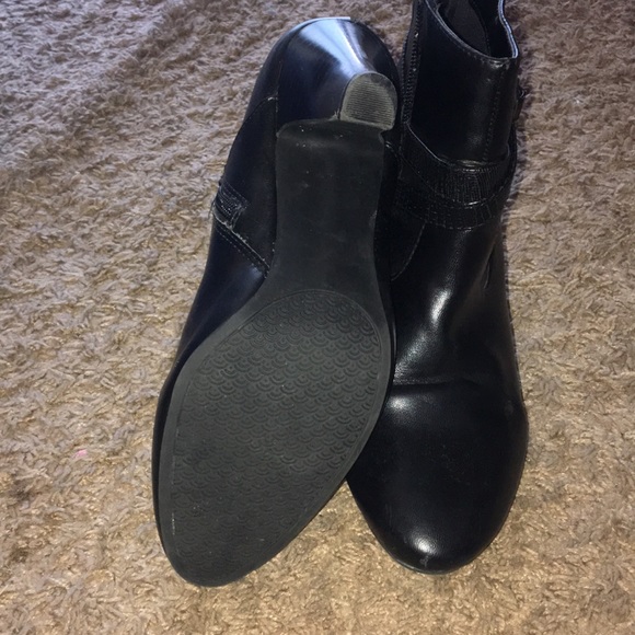 Heeled booties!!!! - Picture 3 of 4